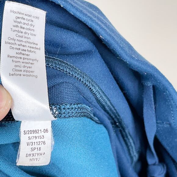 Athleta Up For Anything 7/8 Colorblock Leggings Blue Teal Mint XSmall XS Active - Picture 11 of 11